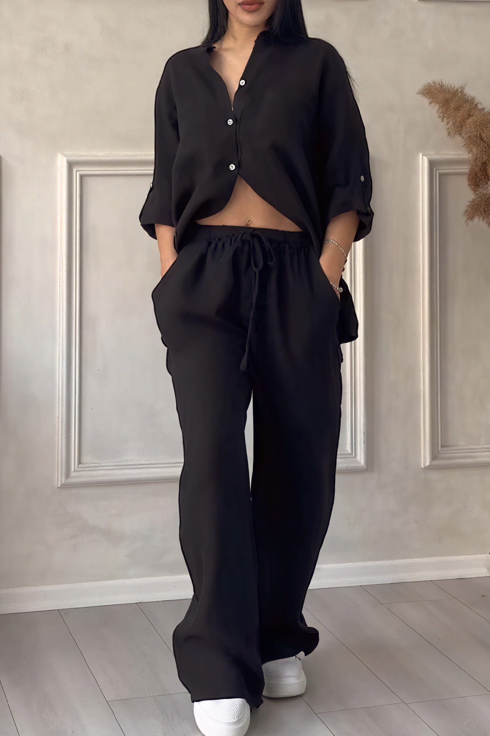 Ella | Relaxed Elegant Two-Piece Women's Outfit Set