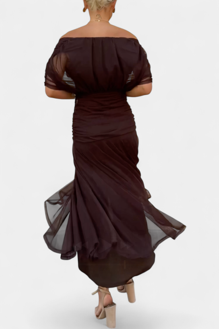 Emily | Elegant Off-Shoulder Plus Size Evening Dress