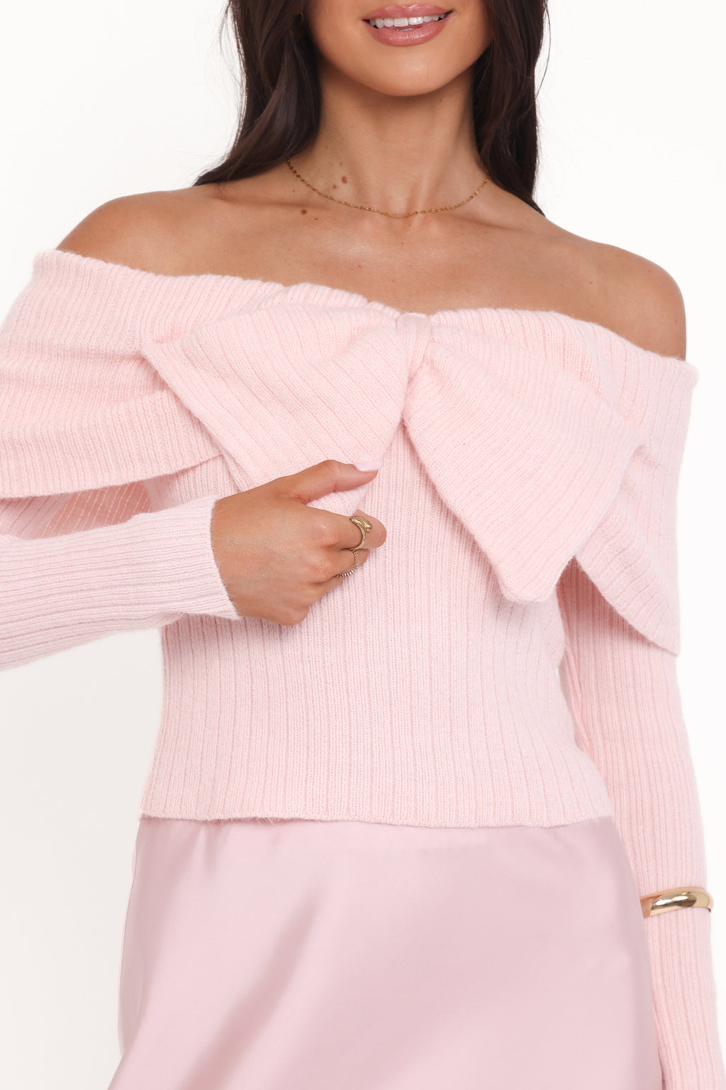 Emma | Charming Cozy Women's Sweater with Off Shoulder Design