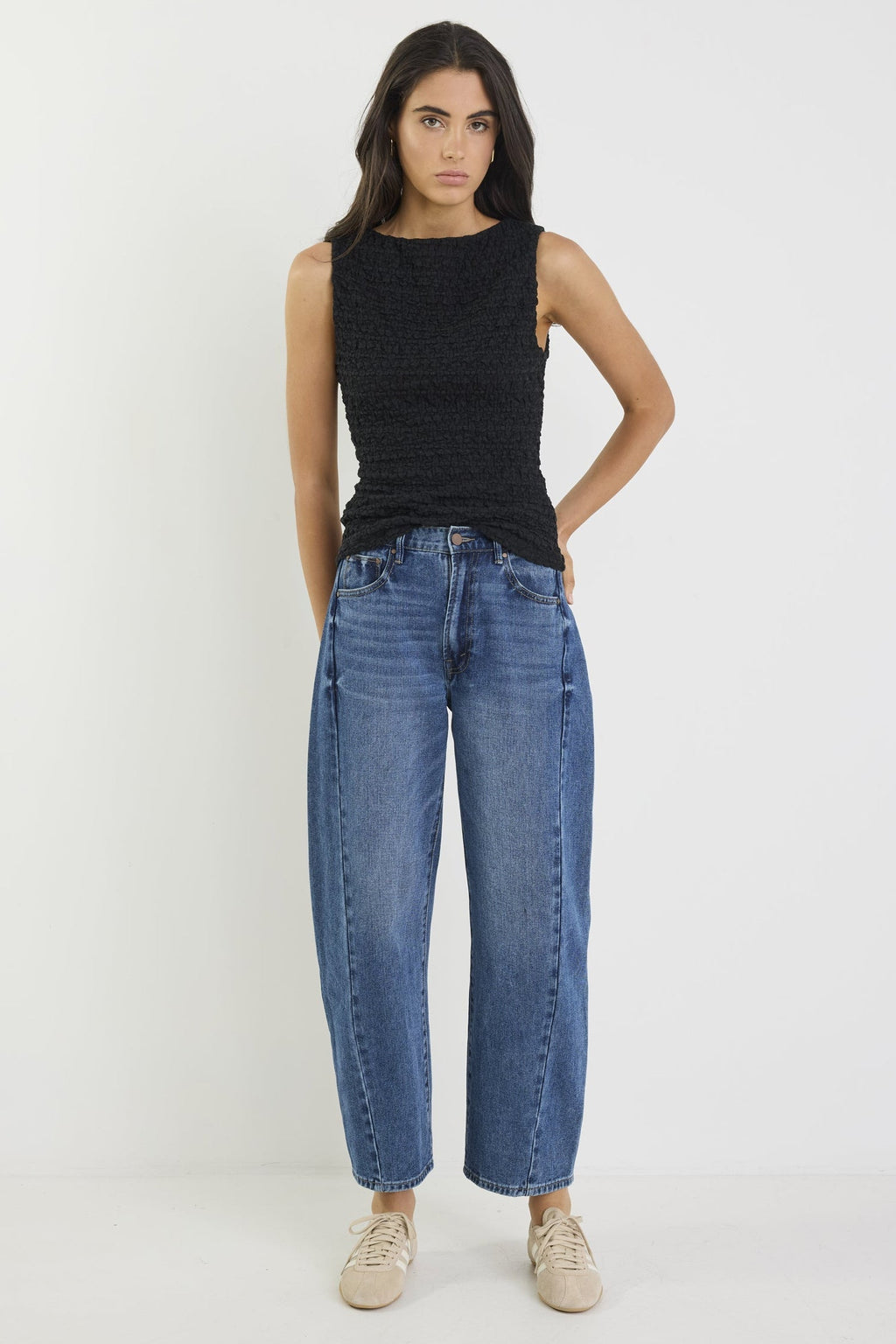Ethan | Chic Mid Rise Barrel Jeans