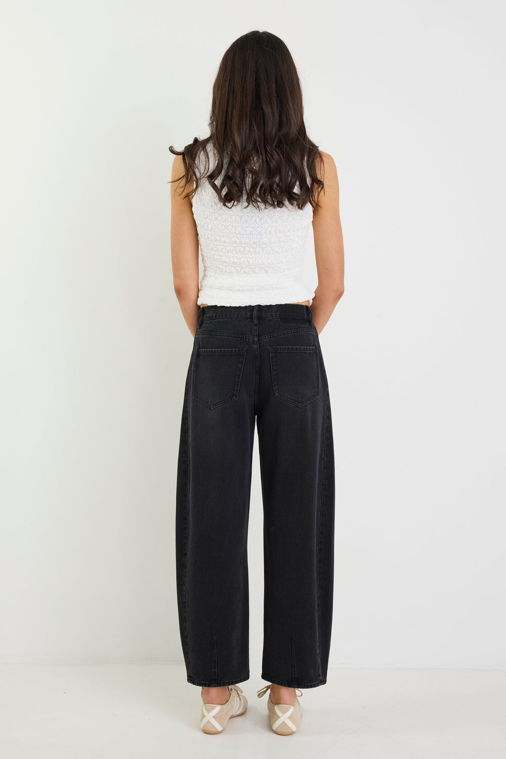 Mason | Chic Mid Rise Barrel Jeans