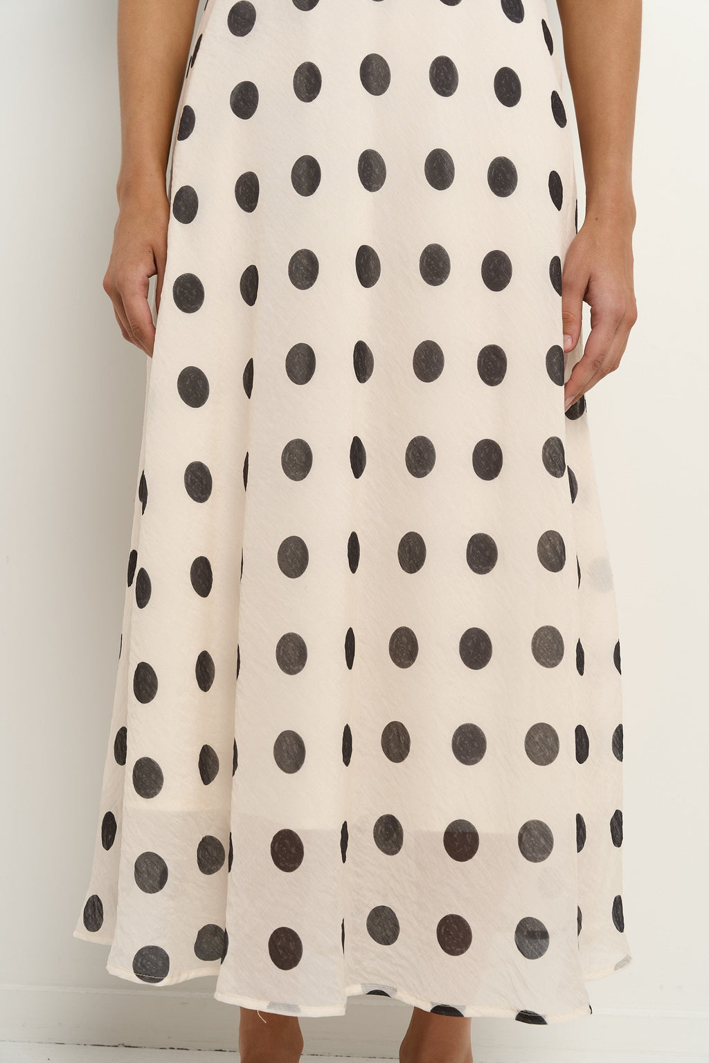 Mia | Elegant Cream Polka Dot Maxi Dress