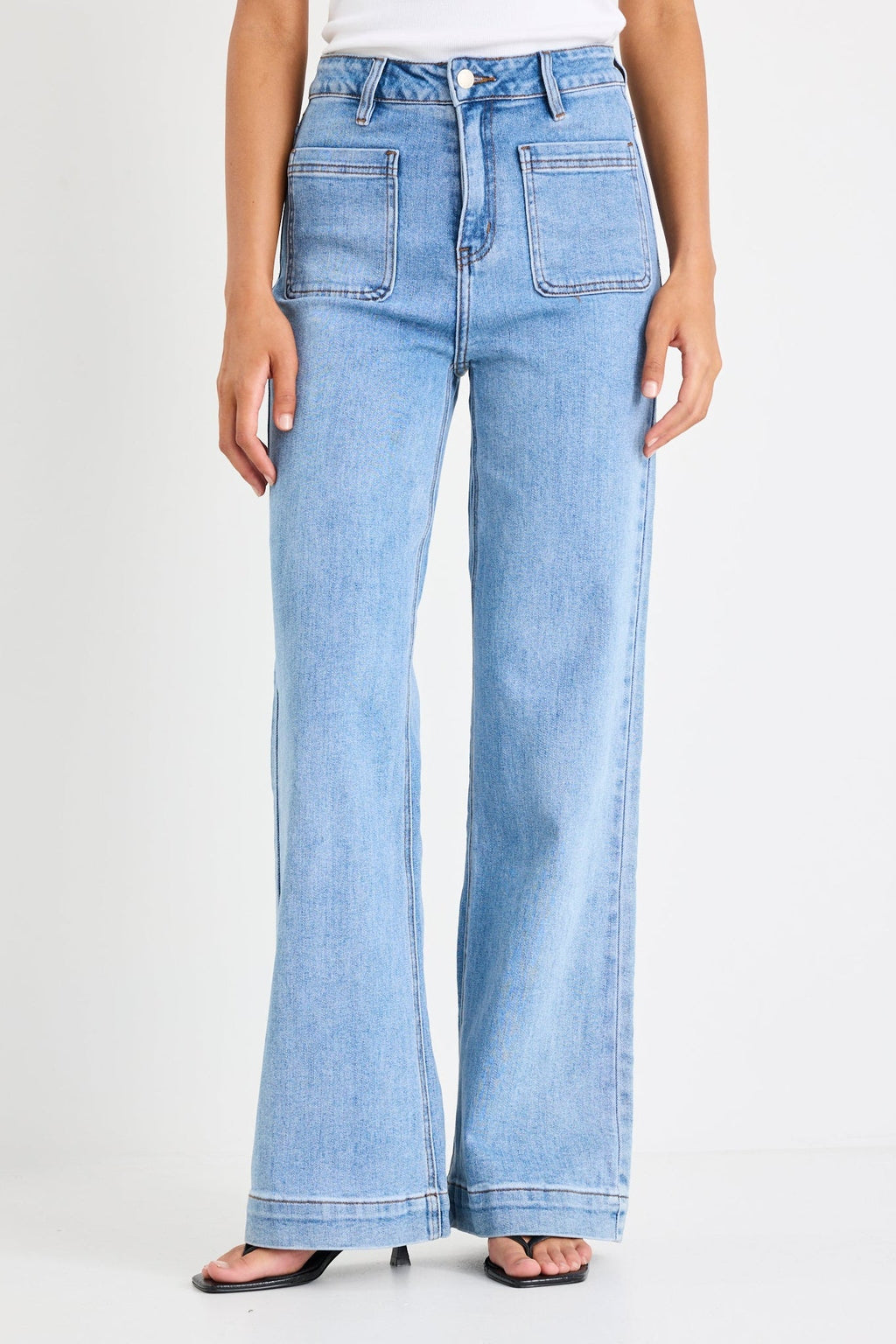 Mia | Stylish High Rise Wide Leg Pocket Jeans