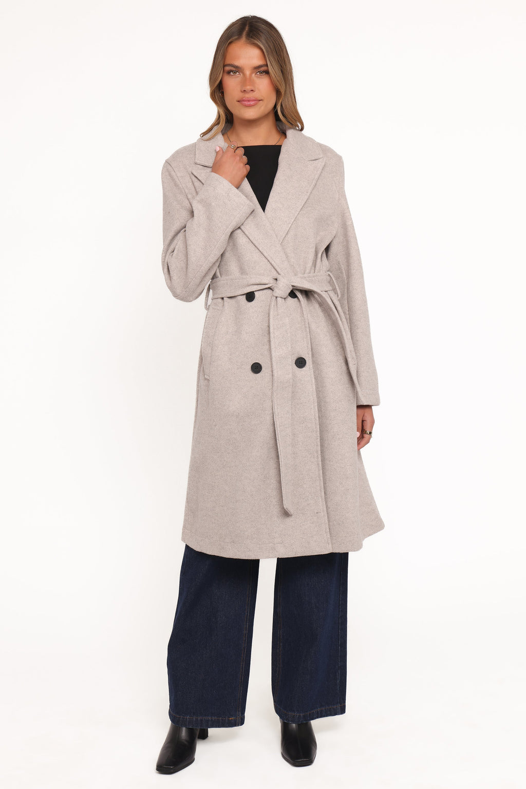 Olivia | Chic Cream Winter Coat With Fur Collar