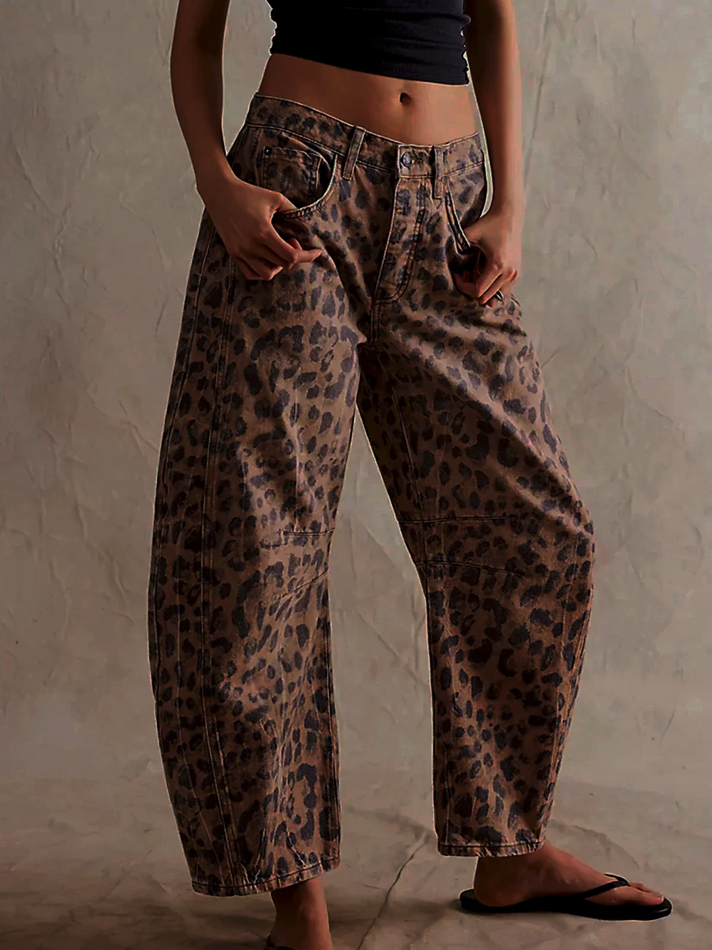Sophie | Chic Wide Leg Womens Pants in Leopard Print