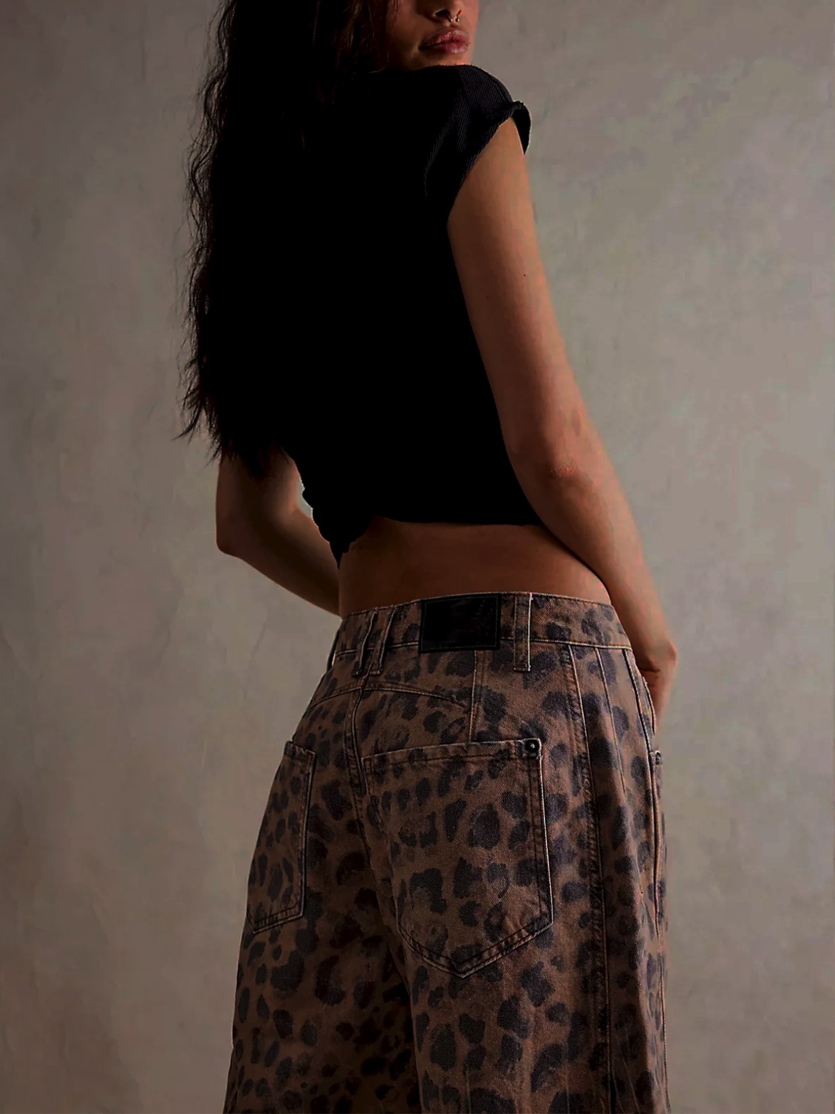 Sophie | Chic Wide Leg Womens Pants in Leopard Print